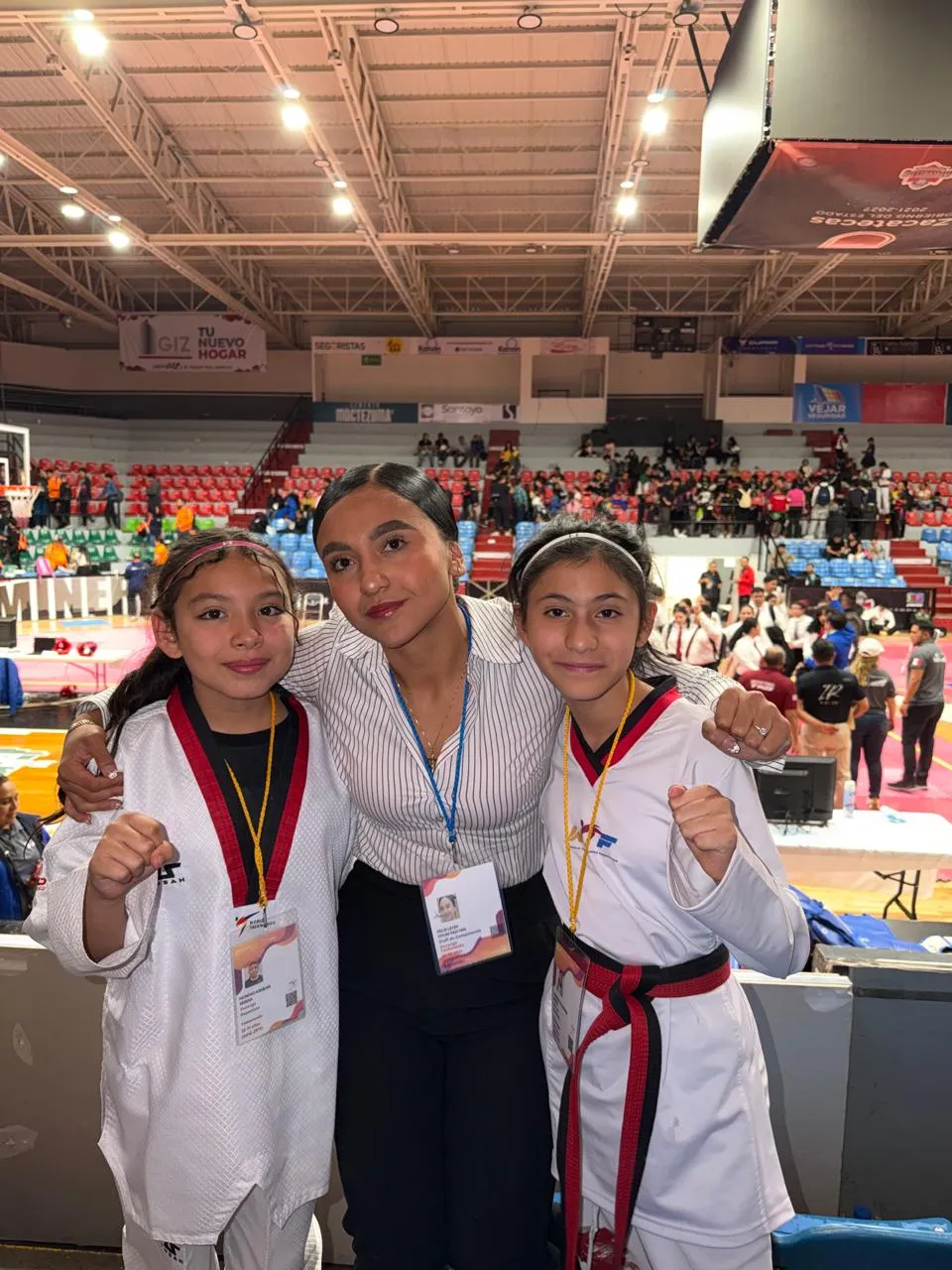 Entrenamiento técnico de Taekwondo en el dojang